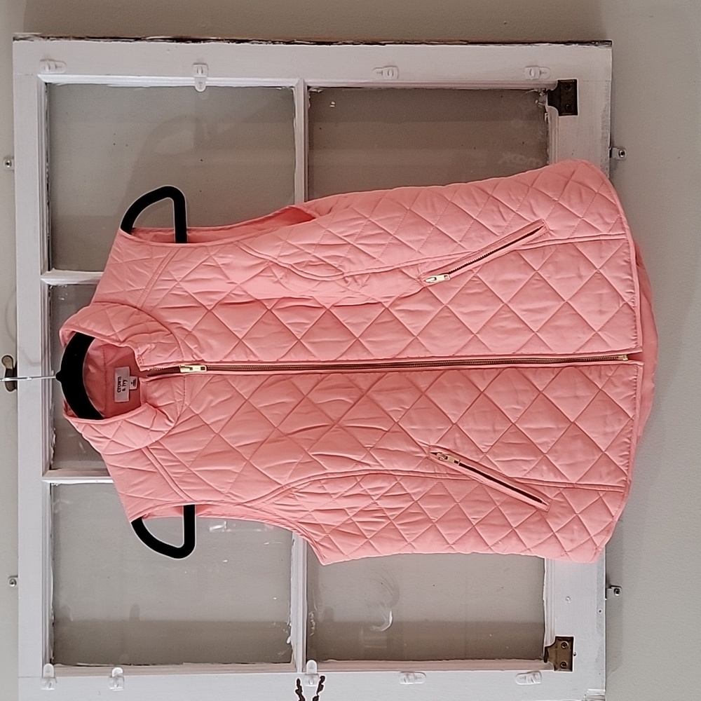Crown and Ivy Quilted Puffer Vest- Peachy Pink